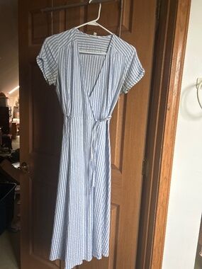 Striped short sleeve midi wrap dress “No Less than” brand
